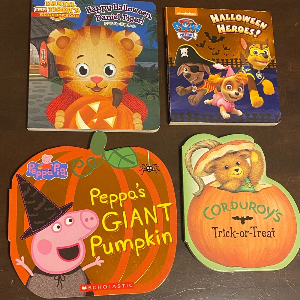 Set of 4 Children’s Halloween Books